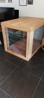Bench met houten ombouw, Dieren en Toebehoren, Hondenbenches, Ophalen, Zo goed als nieuw