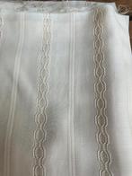 mooie lap ecru kleurige ajour viscose of polyester nr 77, Hobby en Vrije tijd, Stoffen en Lappen, Overige materialen, Overige kleuren