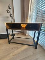 Sidetable donkerbruin metaal, Huis en Inrichting, Tafels | Sidetables, Ophalen, 50 tot 100 cm, Zo goed als nieuw, Metaal