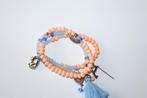 Setje van drie armbanden in zalm en blauw, Overige kleuren, Nieuw, Ophalen of Verzenden, Elastiek