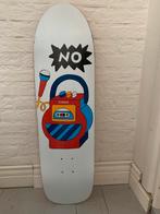 Tired skateboard deck - By Parra, Sport en Fitness, Skateboarden, Ophalen, Zo goed als nieuw, Skateboard