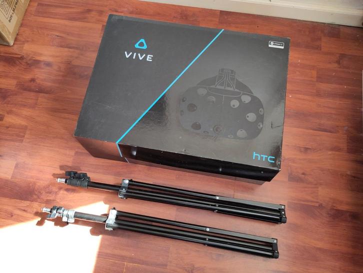 HTC Vive VR set + 2x statief, Spelcomputers en Games, Virtual Reality, Zo goed als nieuw, Pc, Ophalen