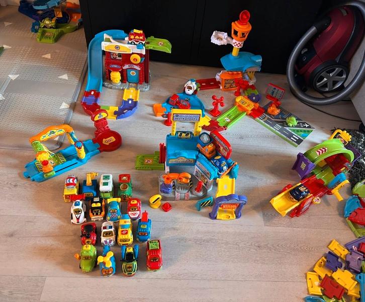 Vtech| Toettoet auto's, Kinderen en Baby's, Speelgoed | Vtech, Gebruikt, 2 tot 4 jaar, Ophalen