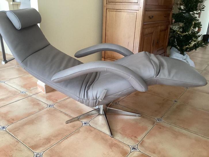 Jori relax Yoga+kussen(als nieuw), Huis en Inrichting, Fauteuils, Zo goed als nieuw, Leer, Minder dan 50 cm, Ophalen