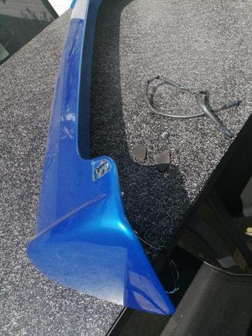 STI achterklep spoiler SUBARU FORESTER SF TURBO  97/01 blauw beschikbaar voor biedingen