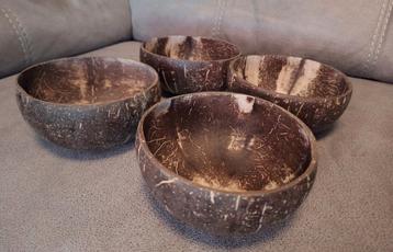 4 Kokosnoot Schaaltjes - Ø15cm, H7.5cm beschikbaar voor biedingen