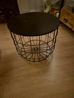 Twee zwarte bijzettafels/nachtkastjes tot 8-11, Huis en Inrichting, Tafels | Bijzettafels, Ophalen, Minder dan 45 cm, Minder dan 55 cm