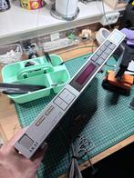 Akai tuner AT-A2 in nette staat, Audio, Tv en Foto, Ophalen of Verzenden, Zo goed als nieuw