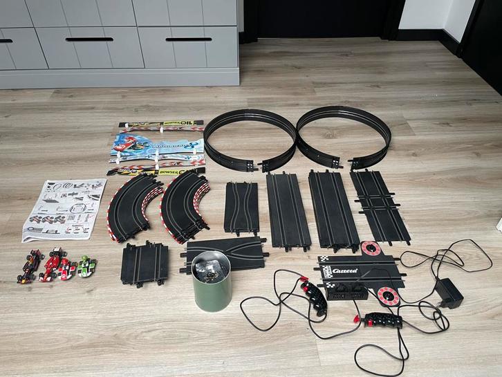Carrera racebaan mariokart 8, Kinderen en Baby's, Speelgoed | Racebanen, Gebruikt, Racebaan, Elektrisch, Carrera, Met looping
