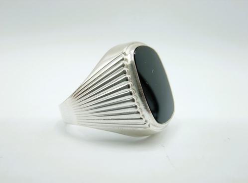 Zilveren heren zegelring met onyx, 19.5 mm, Sieraden, Tassen en Uiterlijk, Ringen, Nieuw, Heer, 19 tot 20, Zilver, Zilver, Met edelsteen