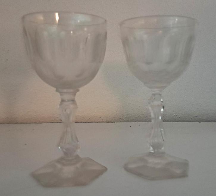 2 Antieke Geslepen Borrelglaasjes, Antiek en Kunst, Antiek | Glas en Kristal, Ophalen of Verzenden
