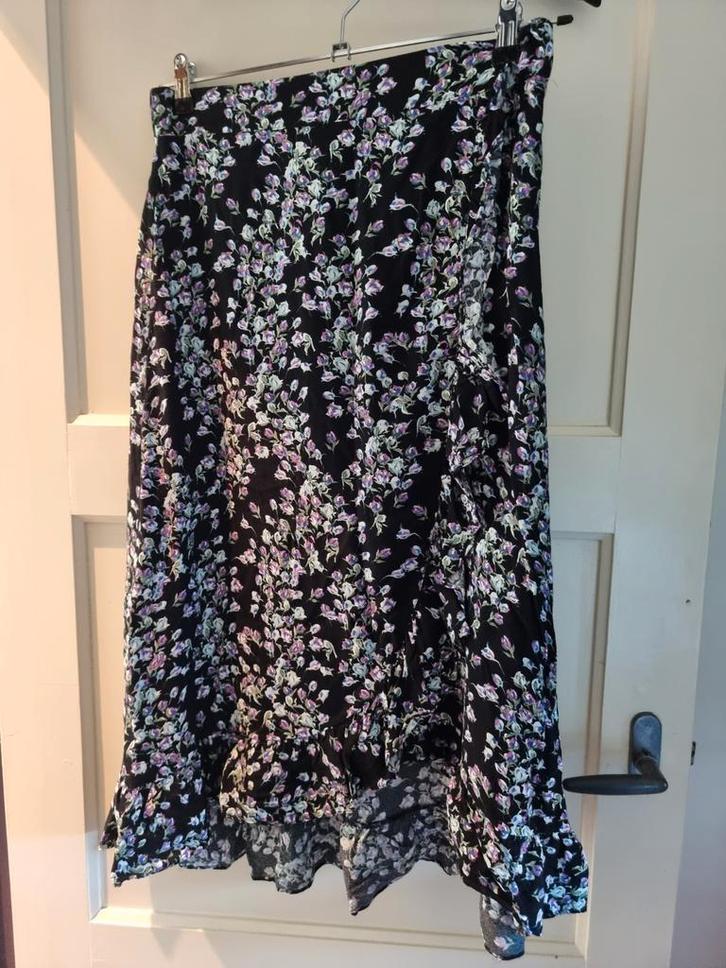 Freebird Rok Maat M - Asymmetrisch - Nieuwstaat, Kleding | Dames, Rokken, Nieuw, Maat 38/40 (M), Zwart, Knielengte, Ophalen of Verzenden