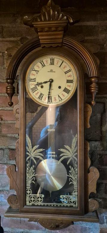 Antieke Regulator Wandklok beschikbaar voor biedingen