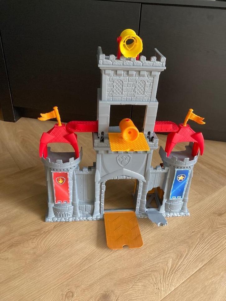 PAW Patrol - Transformerend Kasteel, Kinderen en Baby's, Speelgoed | Actiefiguren, Zo goed als nieuw, Ophalen