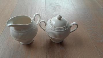 Wedgwood Edme Suiker en Melkkannetje beschikbaar voor biedingen