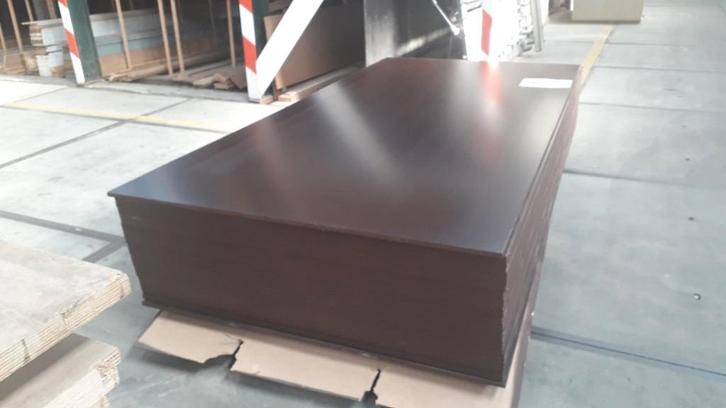 Betonplex glad en geprofileerd 18mm 125x250cm, 153x305cm, Doe-het-zelf en Verbouw, Platen en Panelen, Betonplex, Ophalen