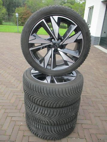 Originele Peugeot 308 17 inch winterbanden IZGST beschikbaar voor biedingen