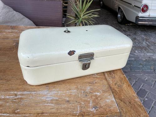 Kist emaille wit creme brocante vintage Broodtrommel, Verzamelen, Retro, Huis en Inrichting, Ophalen of Verzenden