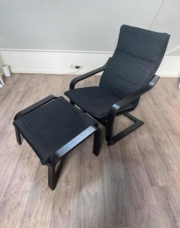 Stoel met voetenbankje beschikbaar voor biedingen