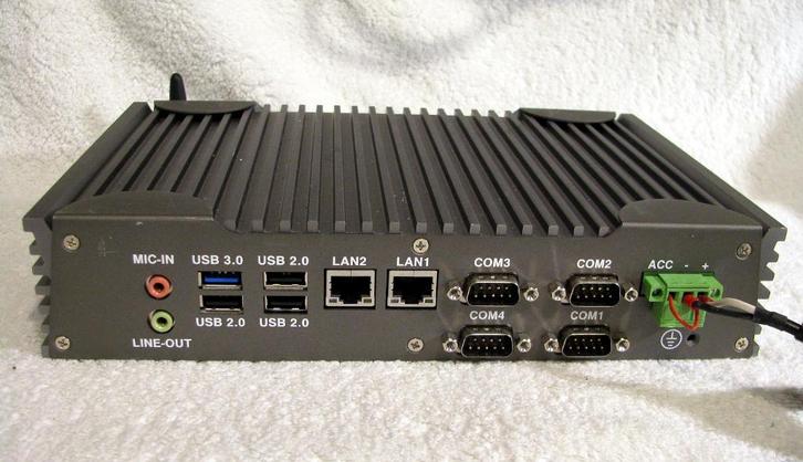 Aaeon Boxer 6313 quadcore dual ssd gbit firewall opnsense, Computers en Software, Routers en Modems, Gebruikt, Router, Ophalen