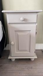 Twee Grijze Nachtkastjes, Ophalen, Gebruikt, Minder dan 45 cm, 70 cm of meer