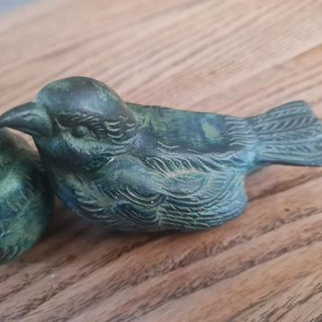 Set van 2 Metalen Vogelbeeldjes beschikbaar voor biedingen