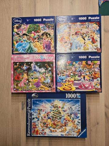 5 Disney puzzels 1000 stukjes beschikbaar voor biedingen