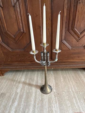 Unieke Kaarsenstandaard van Trompet beschikbaar voor biedingen