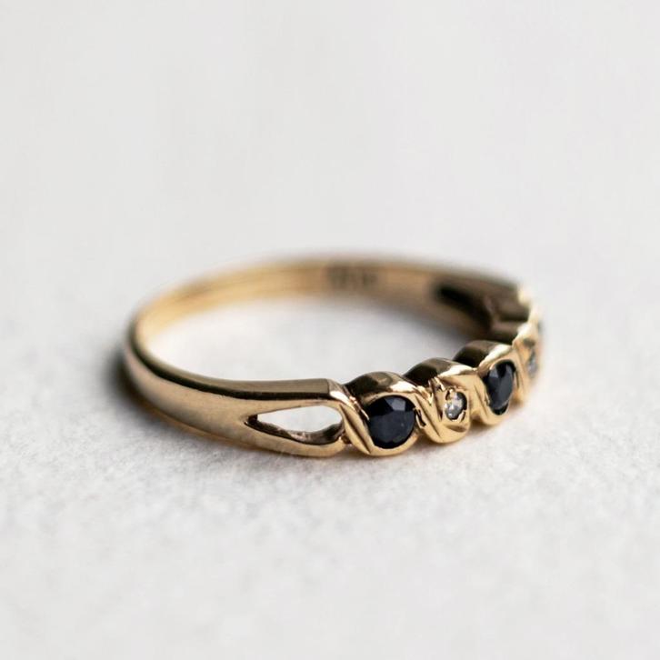 Vintage 9K gouden eternity ring met saffier & diamant 17,75, Sieraden, Tassen en Uiterlijk, Ringen, Zo goed als nieuw, Dame, 17 tot 18