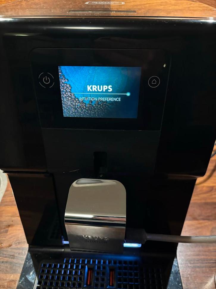 Krups Intuition Koffiebonenmachine -  kleurenscherm, Witgoed en Apparatuur, Koffiezetapparaten, Zo goed als nieuw, Koffiebonen