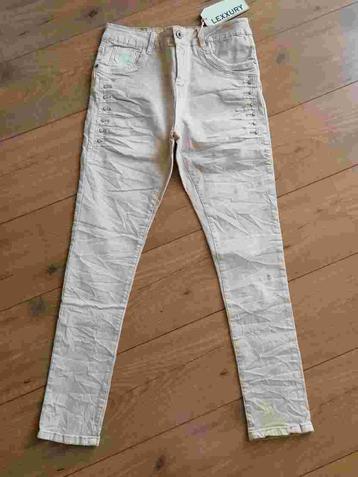 TRENDY casual beige broek met stretch mt. S  beschikbaar voor biedingen