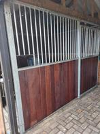 Paarden box ( 2x ) zeer netjes