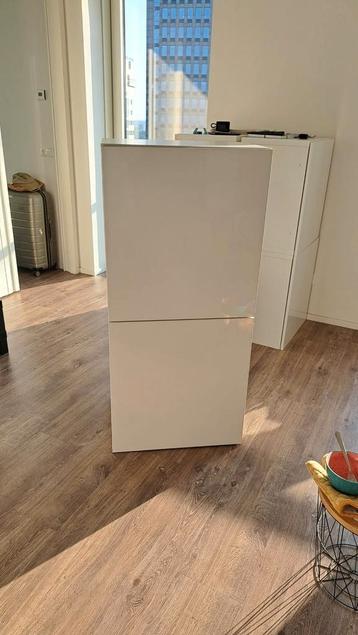 IKEA BESTÅ kastcombinatie – 2 kubussen  - wit beschikbaar voor biedingen