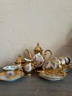 Antiek 22 karaat verguld mokka servies, Antiek en Kunst, Ophalen