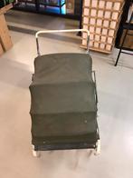 Nostalgische antieke kinderwagen retro, Ophalen