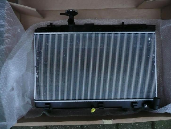 Toyota Yaris III Radiateur 1.5 Benzine MF422136-1892, Auto-onderdelen, Motor en Toebehoren, Toyota, Gebruikt, Ophalen of Verzenden