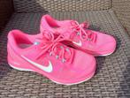 Dames Nike Dual Fusion roze, Sport en Fitness, Loopsport en Atletiek, Verzenden, Zo goed als nieuw, Hardlopen, Hardloopschoenen