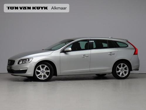 Volvo V60 T3 Momentum / Trekhaak / Naviagtie/ /Bluetooth / 1, Auto's, Volvo, Bedrijf, Te koop, V60, ABS, Airbags, Airconditioning