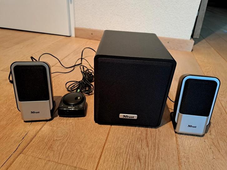 TRUST SPEAKERSET perfekte staat €16,00, Computers en Software, Pc speakers, Zo goed als nieuw, Ophalen of Verzenden