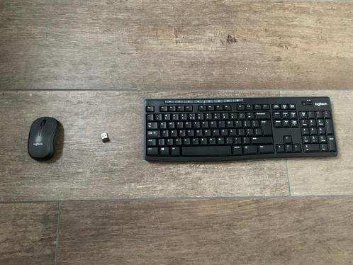 Logitech wireless keyboard K270 en muis M220 1721LZ0JRZ78, Computers en Software, Toetsenborden, Gebruikt, Ophalen of Verzenden