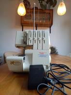 Lock machine Bernina, Ophalen, Zo goed als nieuw, Lockmachine, Bernina