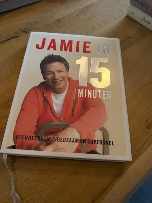 Jamie in 15 Minuten kookboek - Jamie Oliver, Boeken, Kookboeken, Zo goed als nieuw, Europa, Ophalen of Verzenden