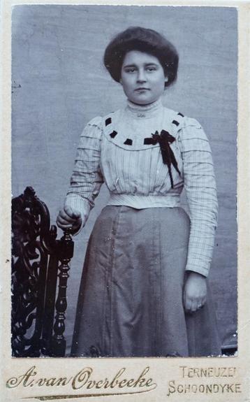 Carte de Visite - Dame - A.v. Overbeeke  Zeeland beschikbaar voor biedingen