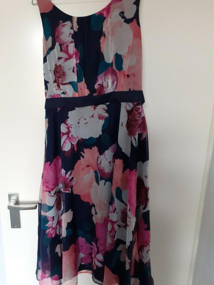Moeder van de bruid jurk, Kleding | Dames, Jurken, Zo goed als nieuw, Maat 38/40 (M), Overige kleuren, Ophalen of Verzenden
