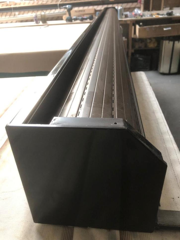 Rolluiken elektrisch-* afstandb 290cm breedx 205cm hoog, Doe-het-zelf en Verbouw, Rolluiken, Gebruikt, 200 cm of meer, 200 cm of meer