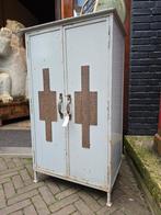 Franse Art deco medicijnkast | dressoir | halkast metaal, Art deco, Onbekend, Onbekend, Metaal