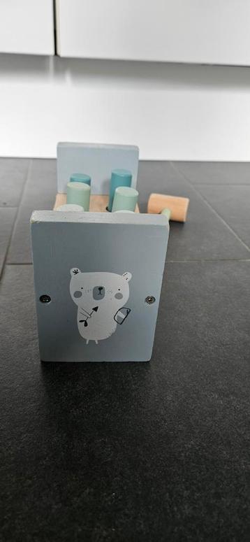 Little Dutch hamerbank beschikbaar voor biedingen