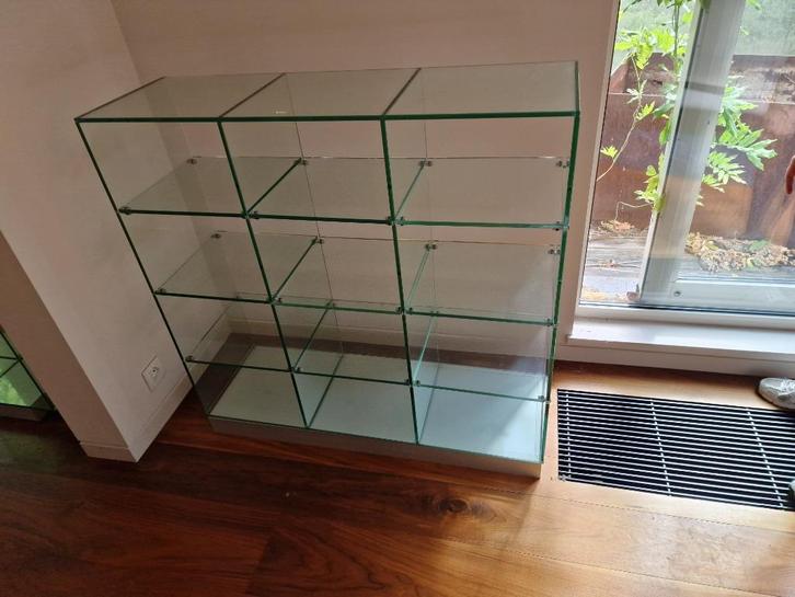 vitrine kast, Huis en Inrichting, Kasten | Vitrinekasten, Zo goed als nieuw, Minder dan 100 cm, 50 tot 100 cm, 25 tot 50 cm, Ophalen