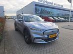 Ford Mustang Mach-E RWD 75 kWh | Adaptieve Cruise Ctrl | 360, Auto's, Automaat, 12 maanden, Achterwielaandrijving, Gebruikt
