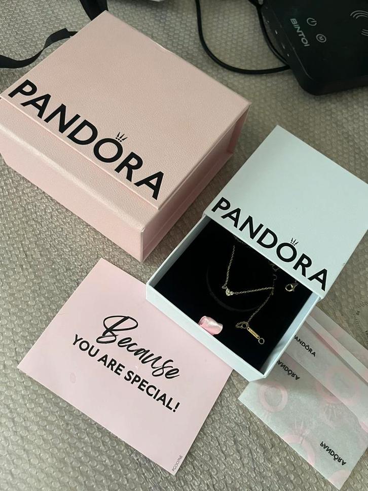 Pandora necklace three stone hart, Sieraden, Tassen en Uiterlijk, Kettingen, Zo goed als nieuw, Goud, Ophalen of Verzenden